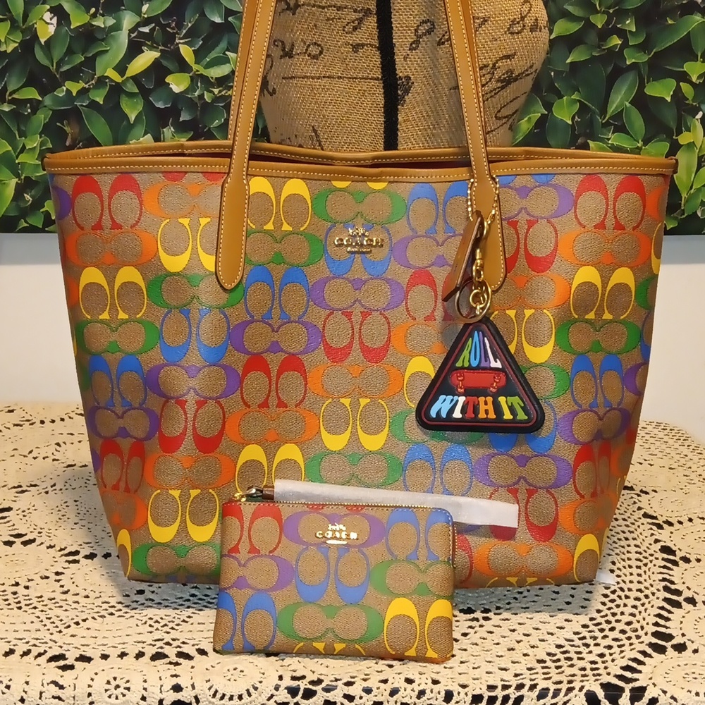 🌈🌈 Coach pride 🌈🌈